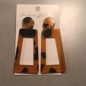 Tortoise Geometric Earrings